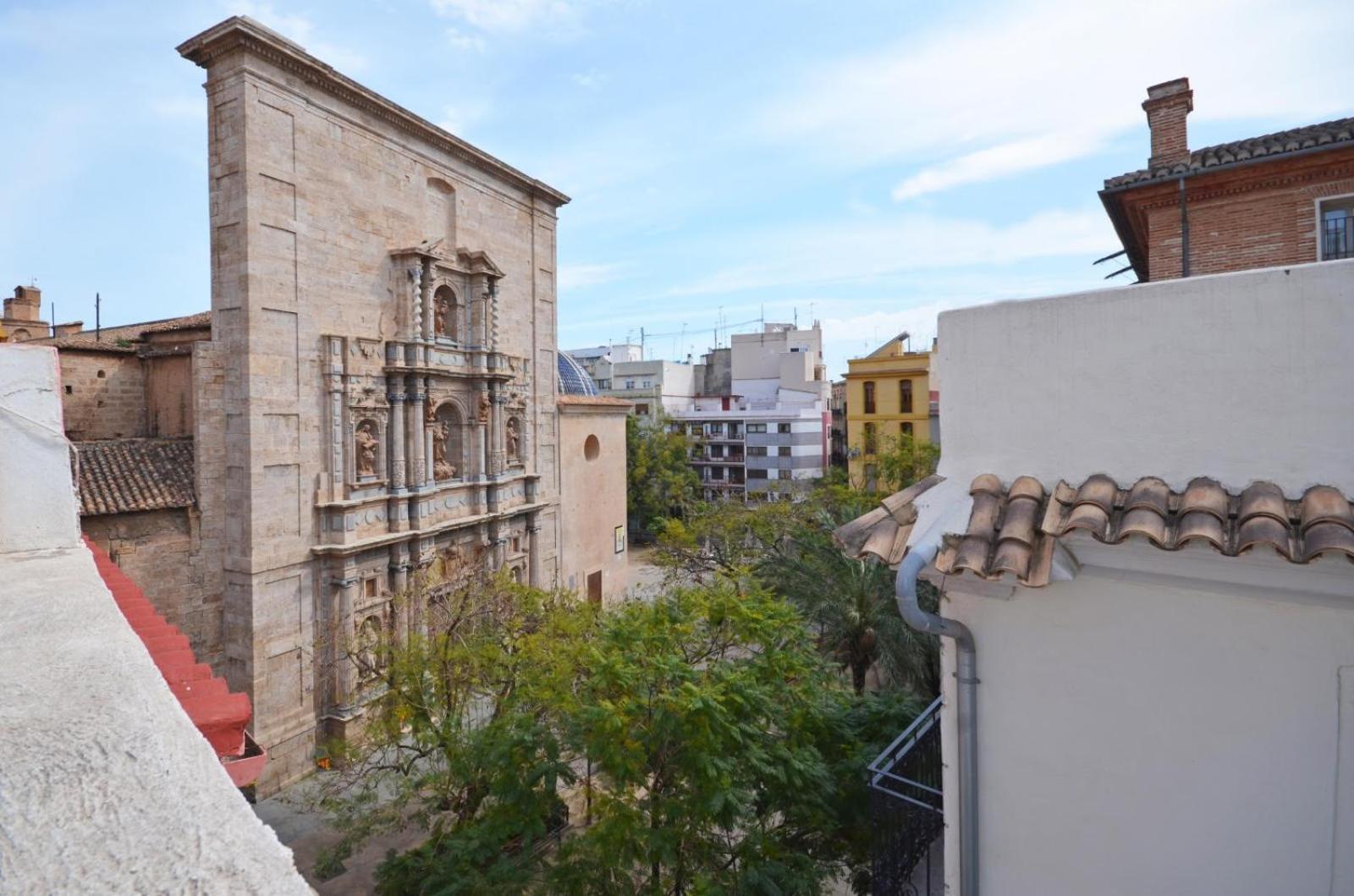 Sunny Cozy Penthouse With A Terrace At Plaza Del Carmen Apartment Valencia Luaran gambar