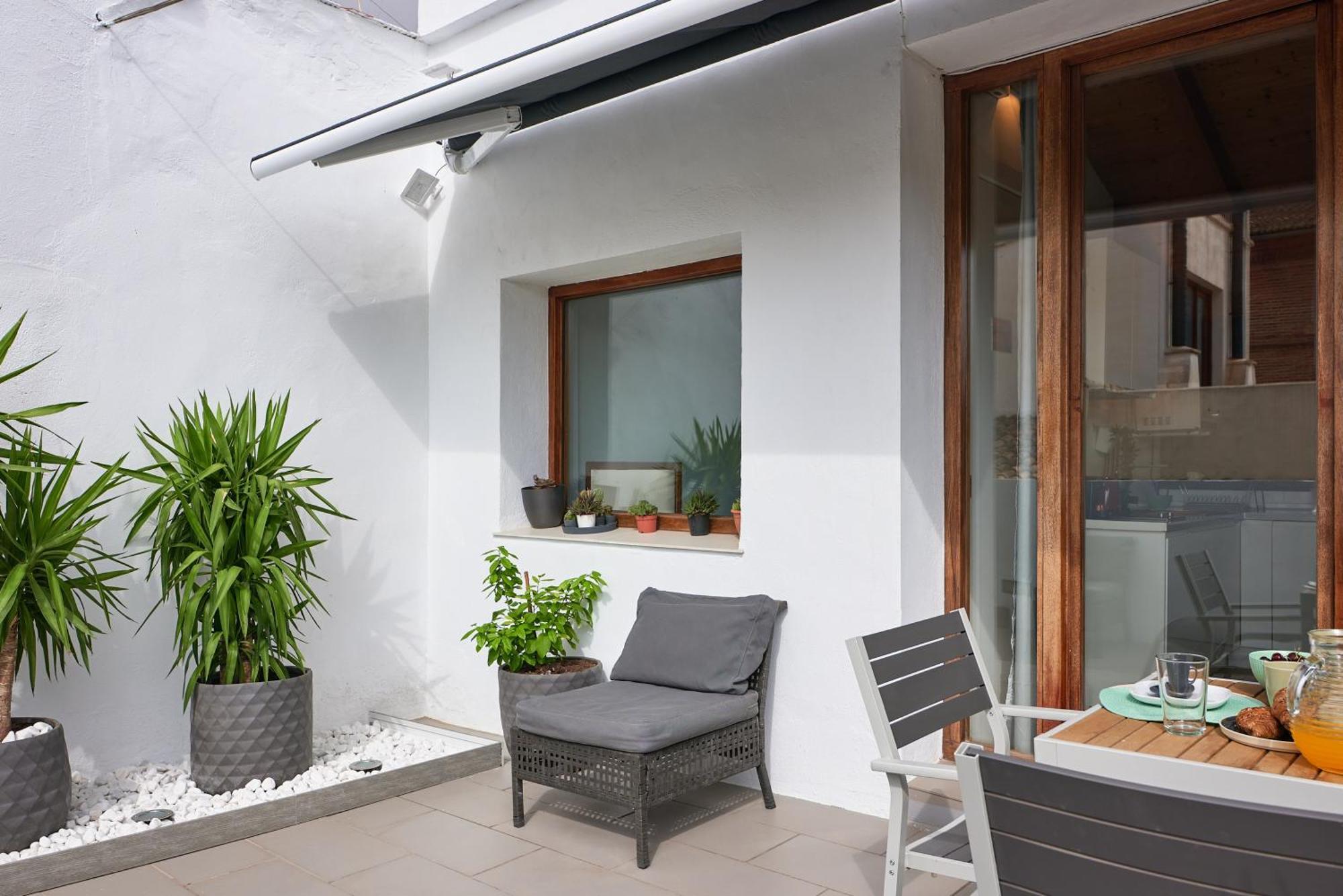 Sunny Cozy Penthouse With A Terrace At Plaza Del Carmen Apartment Valencia Luaran gambar